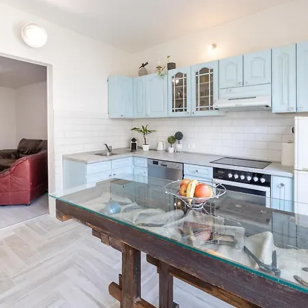 Glavina Apartment *